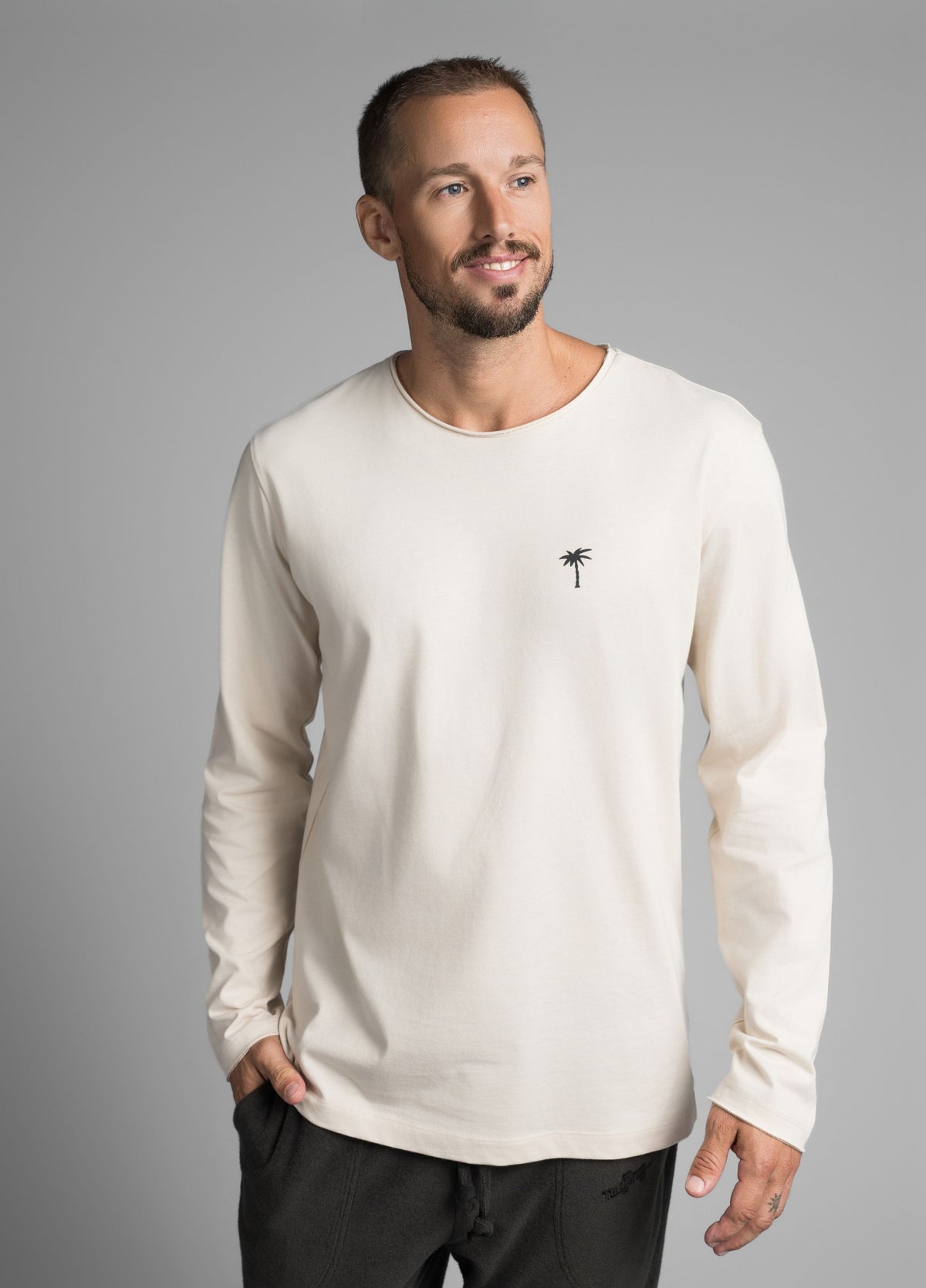 OAT MILK LONGSLEEVE