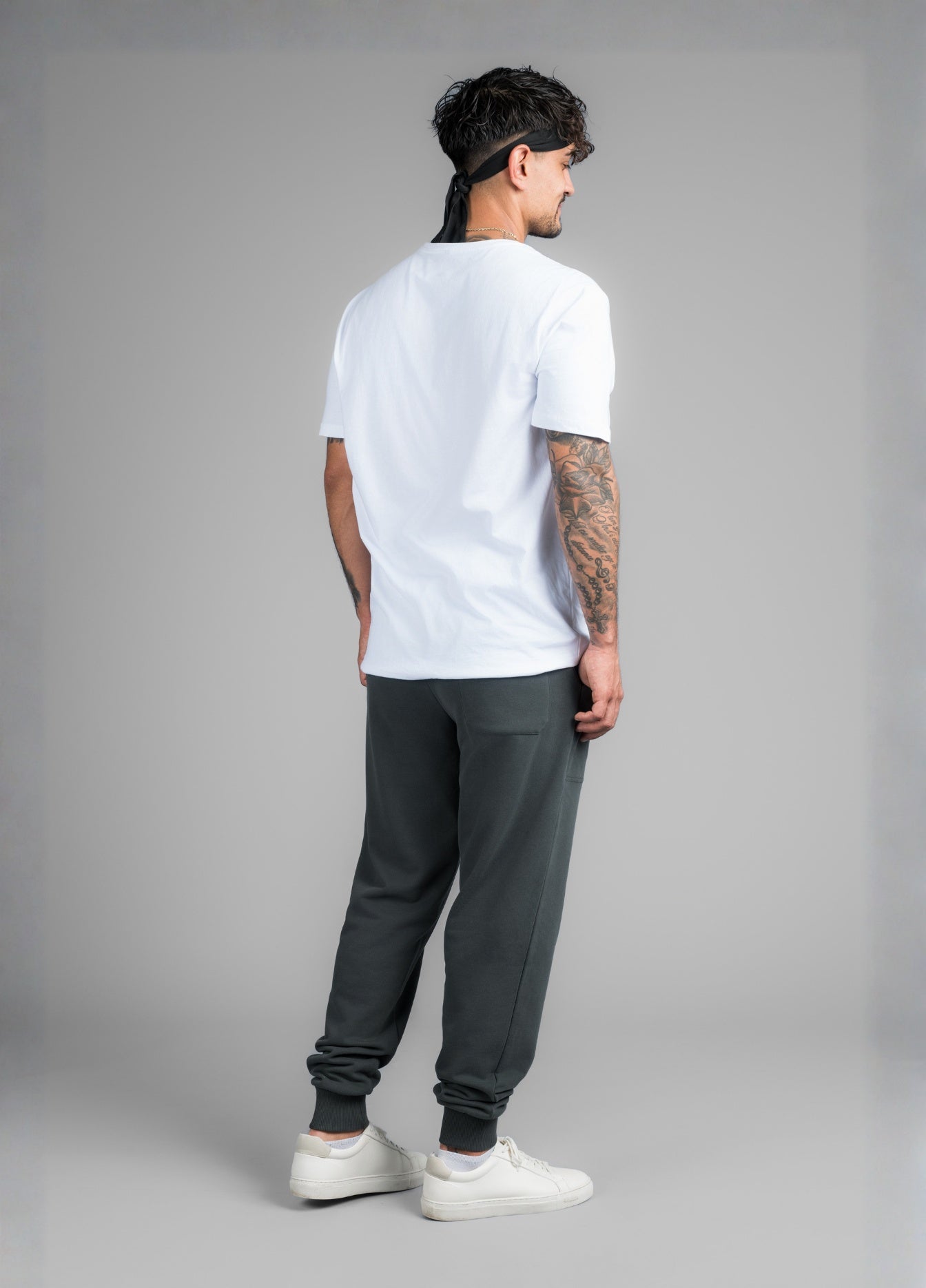 UNEXPLORED SOLID PANTS