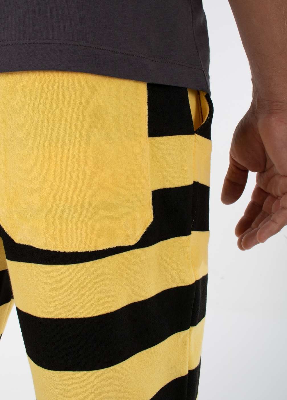 YARROW TOWEL SHORTS ST closeup - back pocket - men's shorts with single back pocket