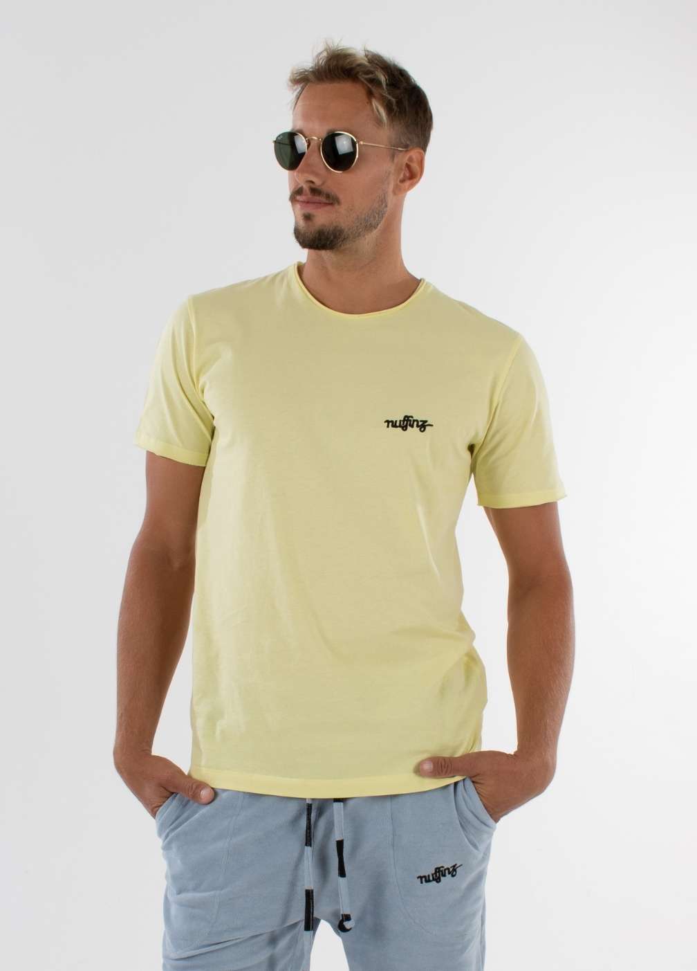nuffinz LEMON GRASS T-SHIRT PURE - whole outfit visible from the front - sustainable men's t shirts - yellow